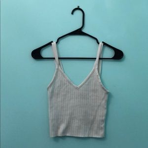 white v neck cropped cami